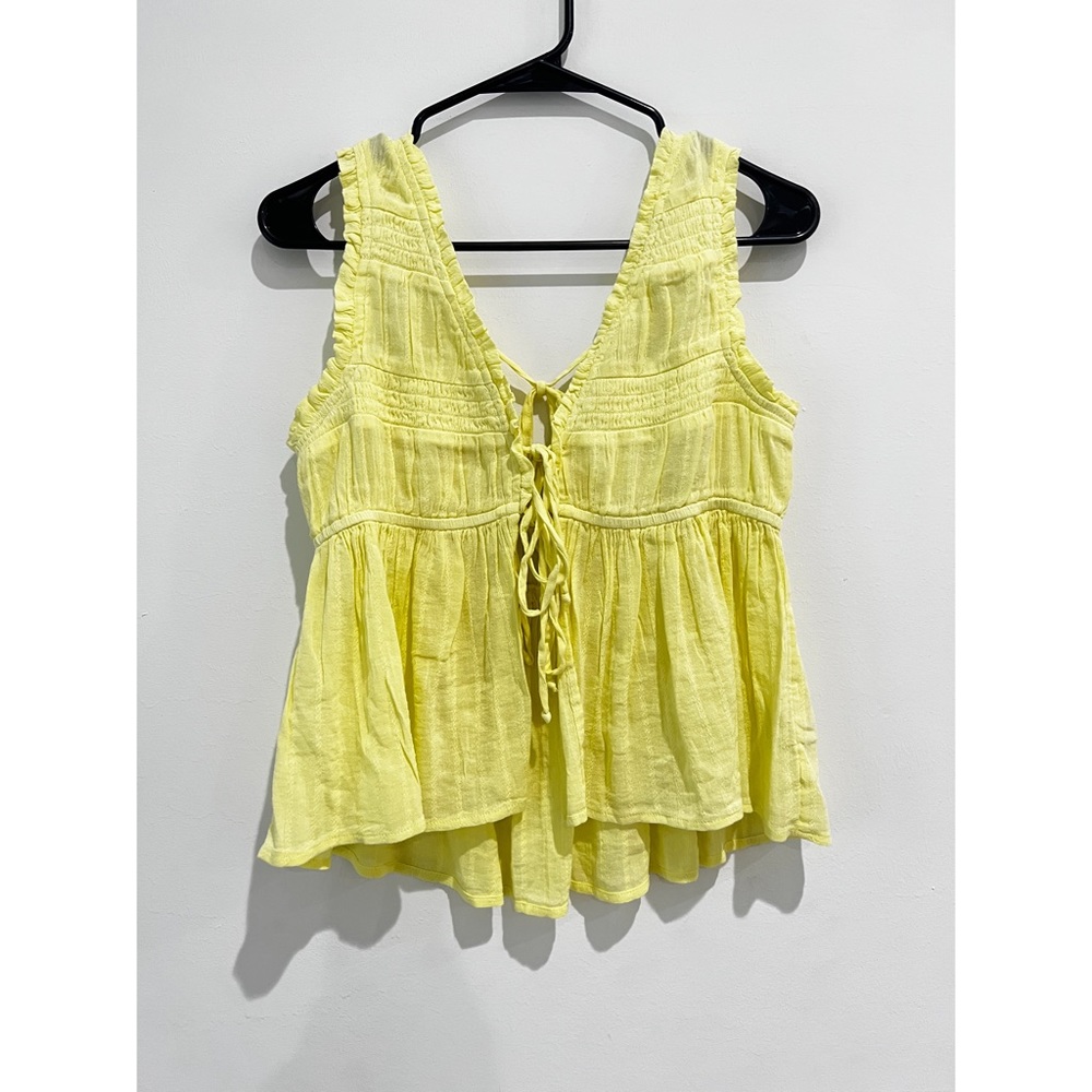 AE Cropped Tie-Front Top